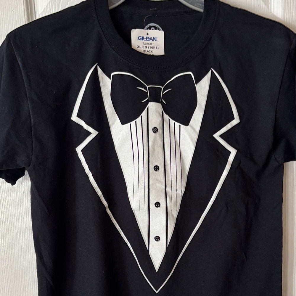Shirt Tux Bow boys new size XL (14-16) cotton Gildan